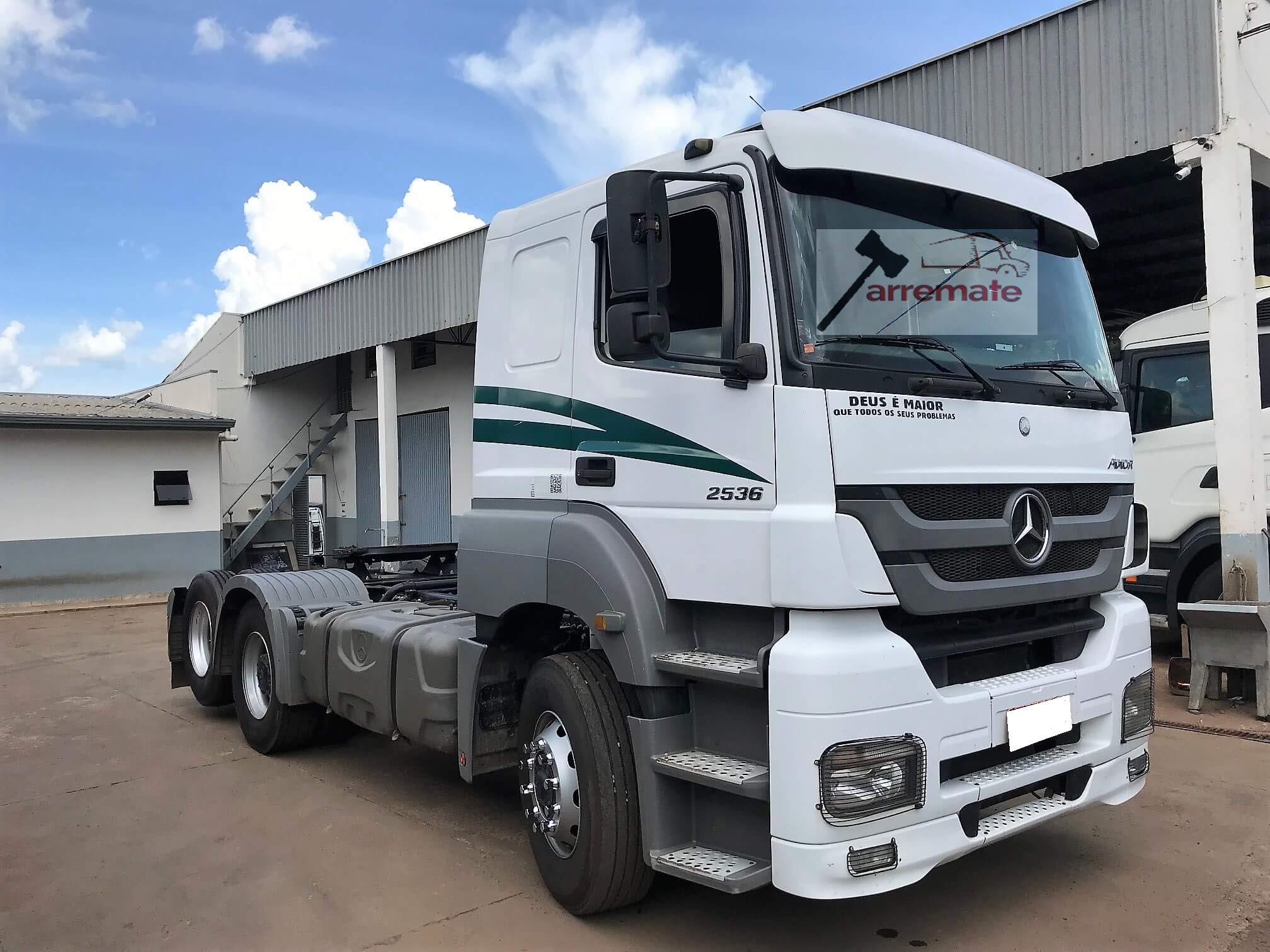MERCEDES BENZ 2536 Ano 2012