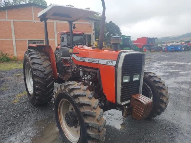 Massey Ferguson MF 275 Ano 1990